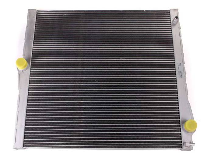 BMW Radiator 17117585036 - Behr 376753011